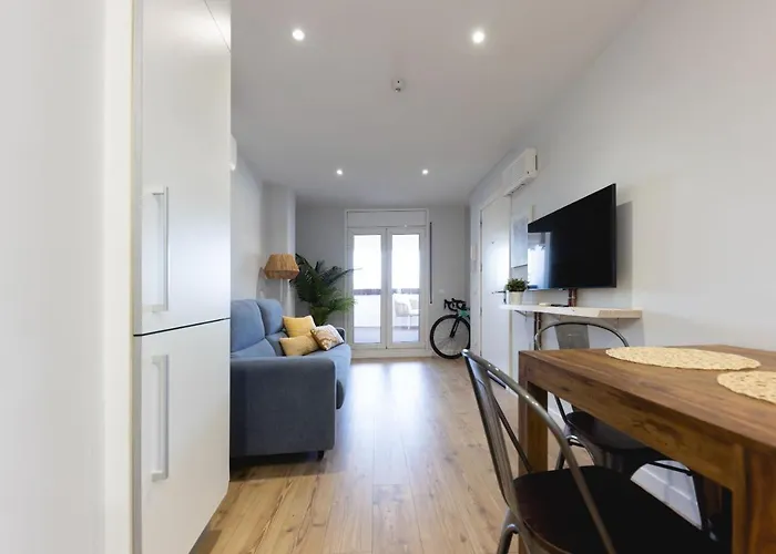 Appartamento Bravissimo Eiximenis, With Beautiful Terrace And Views