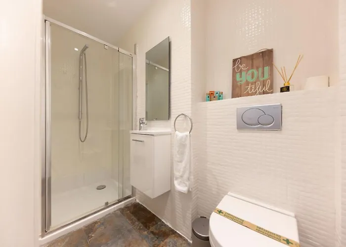 Appartamento Bravissimo Eiximenis, With Beautiful Terrace And Views