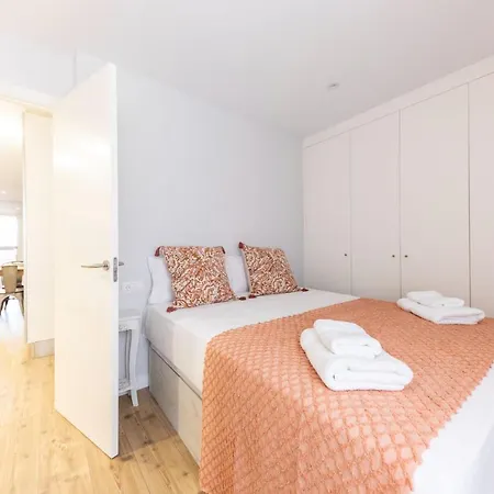 Bravissimo Eiximenis, With Beautiful Terrace And Views Daire *