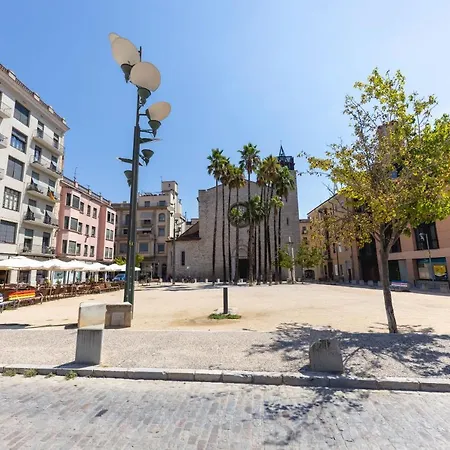 Διαμέρισμα Bravissimo Eiximenis, With Beautiful Terrace And Views