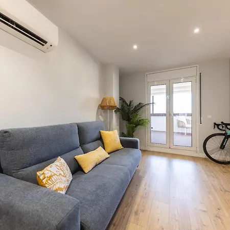 דירה Bravissimo Eiximenis, With Beautiful Terrace And Views