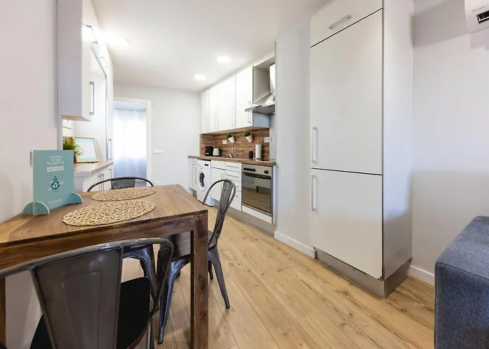 Bravissimo Eiximenis, With Beautiful Terrace And Views * Χιρόνα