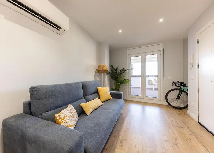 Διαμέρισμα Bravissimo Eiximenis, With Beautiful Terrace And Views